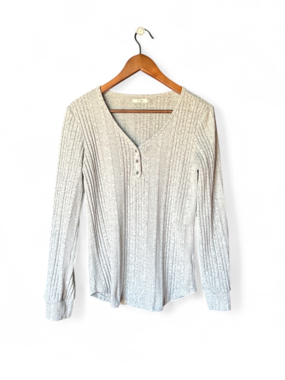 Maurices Ribbed V-Neck Henley Long-Sleeve Top — Light Gray